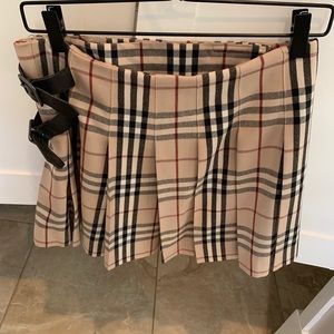 Authentic Burberry vintage check wool skirt